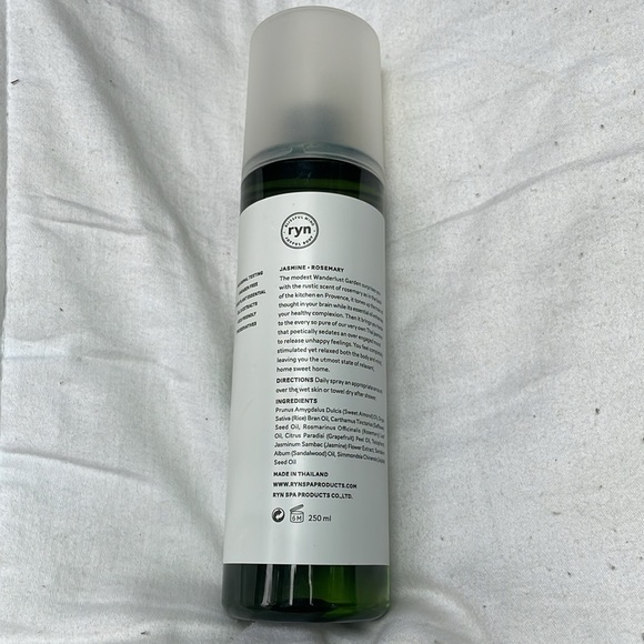 RYN the wanderlust garden body oil - Picture 2 of 2